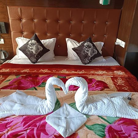 Hotel 7 Heights Mussoorie Eksteriør bilde